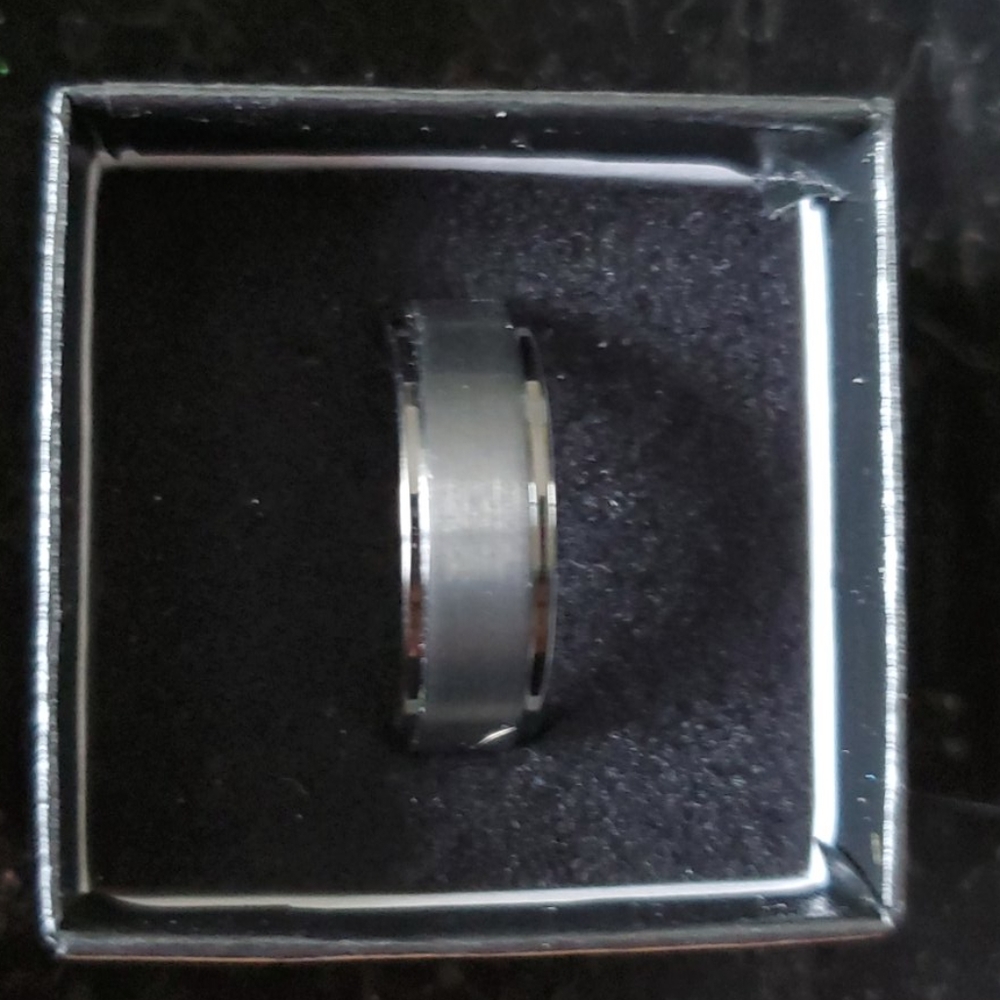 Tungsten ring